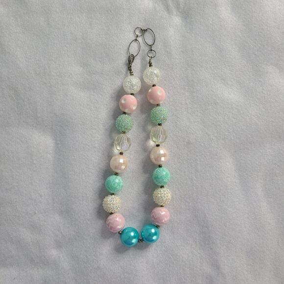 Bubblegum Pastels Sensory Textures Necklace *KIDS SIZE* 17" for kids 3+ yrs old - Picture 4 of 5